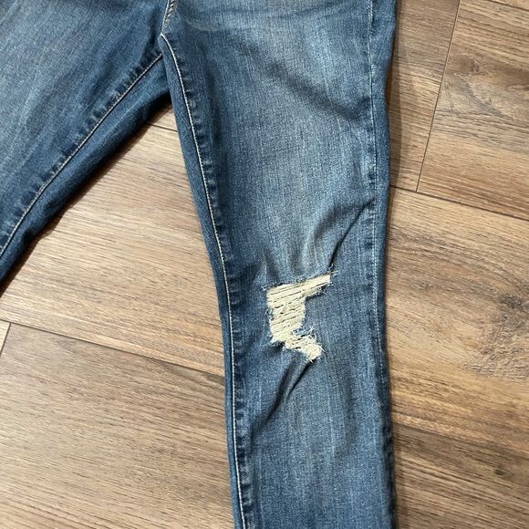 Women's High-Rise Skinny Jeans - Universal Thread - Picture 11 of 15